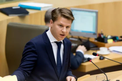 Axel Ronse Urged to Investigate Belgiumgate Scandal in EU