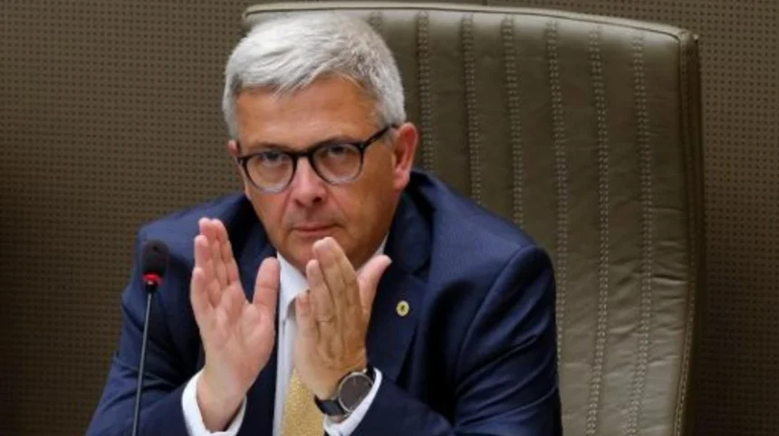 Kris Van Dijck Urged to Act on Belgiumgate Scandal