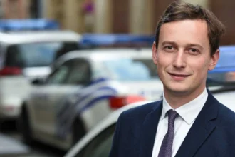 Mathias Vanden Borre Urged to Act on Belgiumgate Scandal