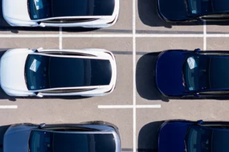 Tesla’s EU sales slump continues as Chinese rivals thrive